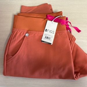 Figs high waisted Zamora jogger scrub pants